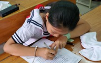 Tranh luận gay gắt về quy định xử phạt cha mẹ nếu cưỡng ép con học quá sức