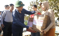 Dốc sức hỗ trợ người dân vùng bão lũ