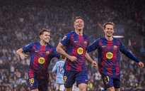 Lewandowski lập hat-trick, Barcelona ngược dòng thắng trận cầu 6 bàn