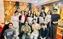 NSƯT Ca Lê Hồng truyền lửa nghề cho diễn viên trẻ sân khấu Xóm kịch