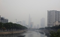 Lý do bầu trời TPHCM sáng nay mờ đục khác thường