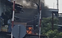 Cháy nhà bên hông đường Phạm Văn Đồng, TPHCM
