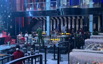 Bắt quả tang 7 thiếu niên tổ chức sử dụng ma túy tại quán bar
