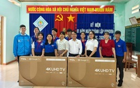 Đoàn thanh niên Báo Người Lao Động và TCL tặng trường học Khánh Hòa 50 tivi