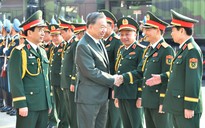 QUÂN ĐỘI NHÂN DÂN VỮNG BƯỚC DƯỚI CỜ ĐẢNG QUANG VINH