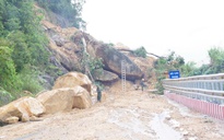 Khánh Hòa lại có mưa lớn, đèo Khánh Lê 3 đợt nổ mìn phá đá