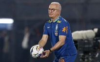 Thua thảm Argenrtina vòng loại World Cup, HLV tuyển Brazil bị cách chức