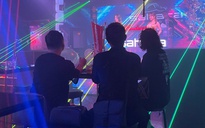 Giới trẻ "say" bóng cười