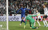 Bùng nổ trước Legia Warsaw, Chelsea chạm tay vé bán kết Conference League
