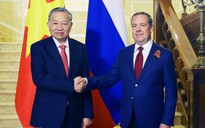Tổng Bí thư Tô Lâm hội kiến Chủ tịch Đảng Nước Nga Thống nhất Dmitry Medvedev