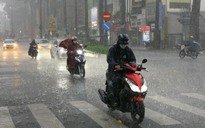 Sáng nay TP HCM có mưa to, thời tiết trong ngày diễn biến ra sao?