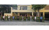 Công an TP HCM bắt chủ một công ty và 6 cán bộ hải quan