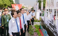 Trưng bày ảnh quý về cuộc đời và sự nghiệp Chủ tịch Hồ Chí Minh