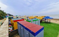 Cảnh khó tin ở bãi biển nổi tiếng tại Thanh Hóa