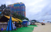 Chính quyền vào cuộc, lều quán vẫn tràn lan ở bãi biển nổi tiếng Thanh Hóa