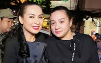 Con gái Phi Nhung nhớ mẹ