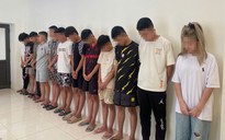 Trêu ghẹo thiếu nữ, 2 người bị đánh gục giữa đường phố