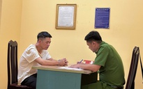 Bắt chủ tịch, phó chủ tịch xã nhận hối lộ