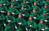 "Gây sốt" với ảnh diễu binh, nam sinh viên nuôi ước mơ làm báo