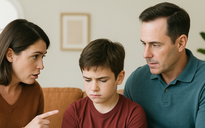 Đừng để tình yêu sai cách biến con thành “ông trời con”!