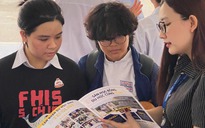 Mỹ vẫn chưa mở lịch phỏng vấn xin visa, du học sinh cần làm gì?