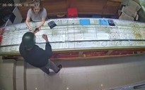 Kẻ cướp tiệm vàng ở Lâm Đồng sa lưới khi xuống… máy bay