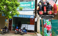 Bất ngờ với trụ sở công ty có hàng ngàn chai nước mắm bị vứt bỏ ở Quảng Nam