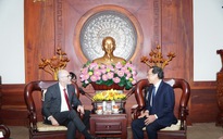 Lãnh đạo TP HCM tiếp Đại sứ Canada tới chào từ biệt
