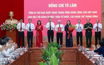 Tổng Bí thư Tô Lâm trao quyết định về việc thành lập Cơ quan Ủy ban Trung ương MTTQ Việt Nam