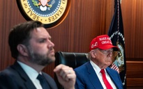 Nóng: Tổng thống Donald Trump tuyên bố Iran, Israel đồng ý ngừng bắn