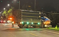 Hiện trường vụ tai nạn liên hoàn giữa các xe tải trên Quốc lộ 20