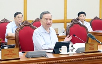 Đặc biệt quan tâm công tác sắp xếp cán bộ