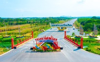 Sập giàn giáo trong Khu Du lịch Sơn Tiên, 2 người tử vong