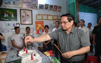 Thủ tướng Phạm Minh Chính ân cần thăm hỏi gia đình chính sách ở An Giang