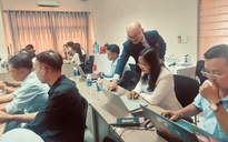 Lao động tự do: Lựa chọn may rủi (*): Bị thay thế hay cơ hội?