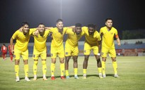  V-League 2025-2026: Bóng đá miền Trung lao đao