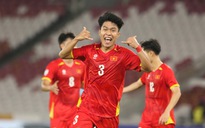Trung vệ Lý Đức nhận "mưa" lời khen sau trận thắng U23 Campuchia