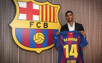 Barcelona công bố hợp đồng và số áo của Marcus Rashford