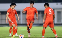 Chủ tịch LĐBĐ Việt Nam truyền động lực cho U23 Việt Nam trước trận chung kết