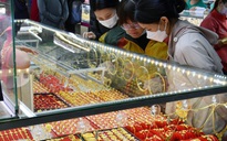 Giá vàng hôm nay, 9-7: Bất ngờ lao dốc, nhà đầu tư chốt lời