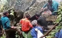 Phát hiện bộ xương người bị tảng đá đè lên trong rừng sâu ở Ninh Bình
