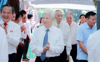 Nguyên Chủ tịch nước Nguyễn Minh Triết dự Đại hội Đại biểu Đảng bộ phường Phú An