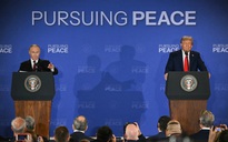 "Điều kỳ lạ" sau thượng đỉnh Mỹ - Nga, Tổng thống Donald Trump phát biểu "ngắn khác thường"