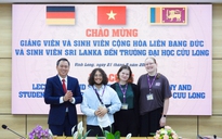 Trường ĐH Cửu Long tiếp nhận giảng viên, sinh viên Đức và lưu học sinh Sri Lanka