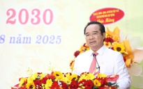 Chủ tịch UBND TP HCM: Phường Cầu Ông Lãnh tập trung tháo gỡ các dự án tồn đọng