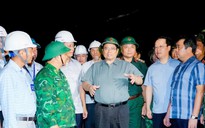 Thủ tướng trực tiếp kiểm tra, chỉ đạo công tác ứng phó bão số 5: Phải bảo đảm an toàn cho người dân