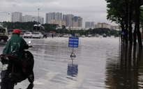 Hà Nội: Nhiều tuyến đường tới chiều vẫn ngập nước
