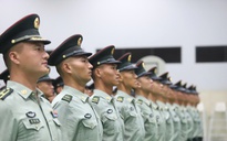 Cận cảnh khối quân nhân Trung Quốc vừa đến Hà Nội tham gia diễu binh A80