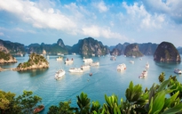 Tàu du lịch trên vịnh Hạ Long sẽ được lắp đặt thiết bị thông tin liên lạc AIS