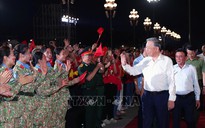 Tổng Bí thư Tô Lâm dự Chương trình chính luận nghệ thuật "Dưới cờ vinh quang"